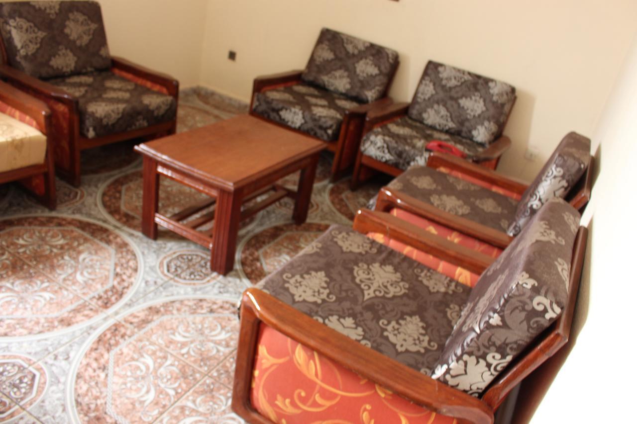 Meumi Palace Yaoundé Exterior foto